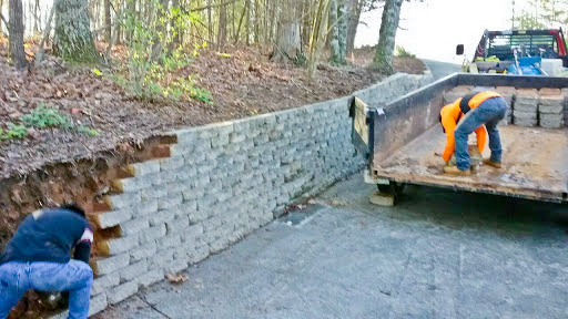 33 Retaining Wall 2017 33